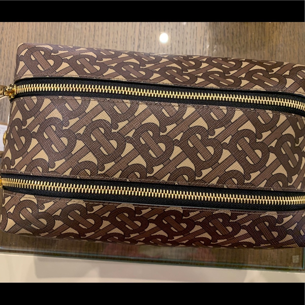 Burberry bag - Picture 6 of 6